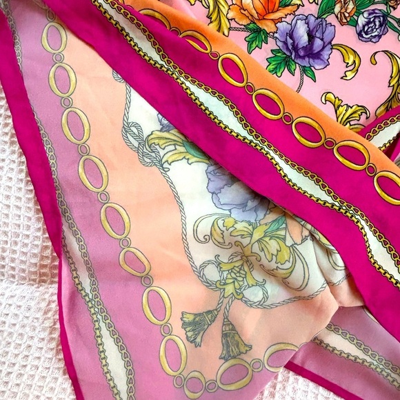 Belle by Kim Gravel Barbiecore resort chic elegant Poncho Top in Malibu pink XS - Picture 5 of 8